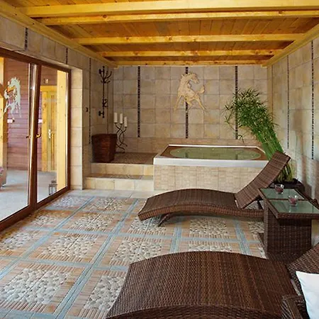 Üdülőközpont El Bronco Western Ranch