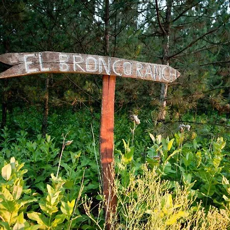 אתר נופש El Bronco Western Ranch 3*